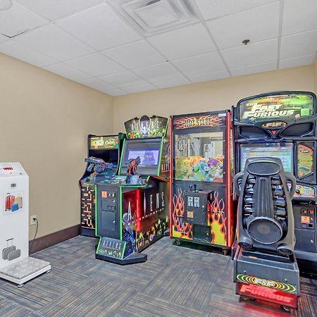 1Br 2 Queens Apt-Hotel With Pool, Hot Tub & Arcade, Near Disney & Universal! Orlando Kültér fotó